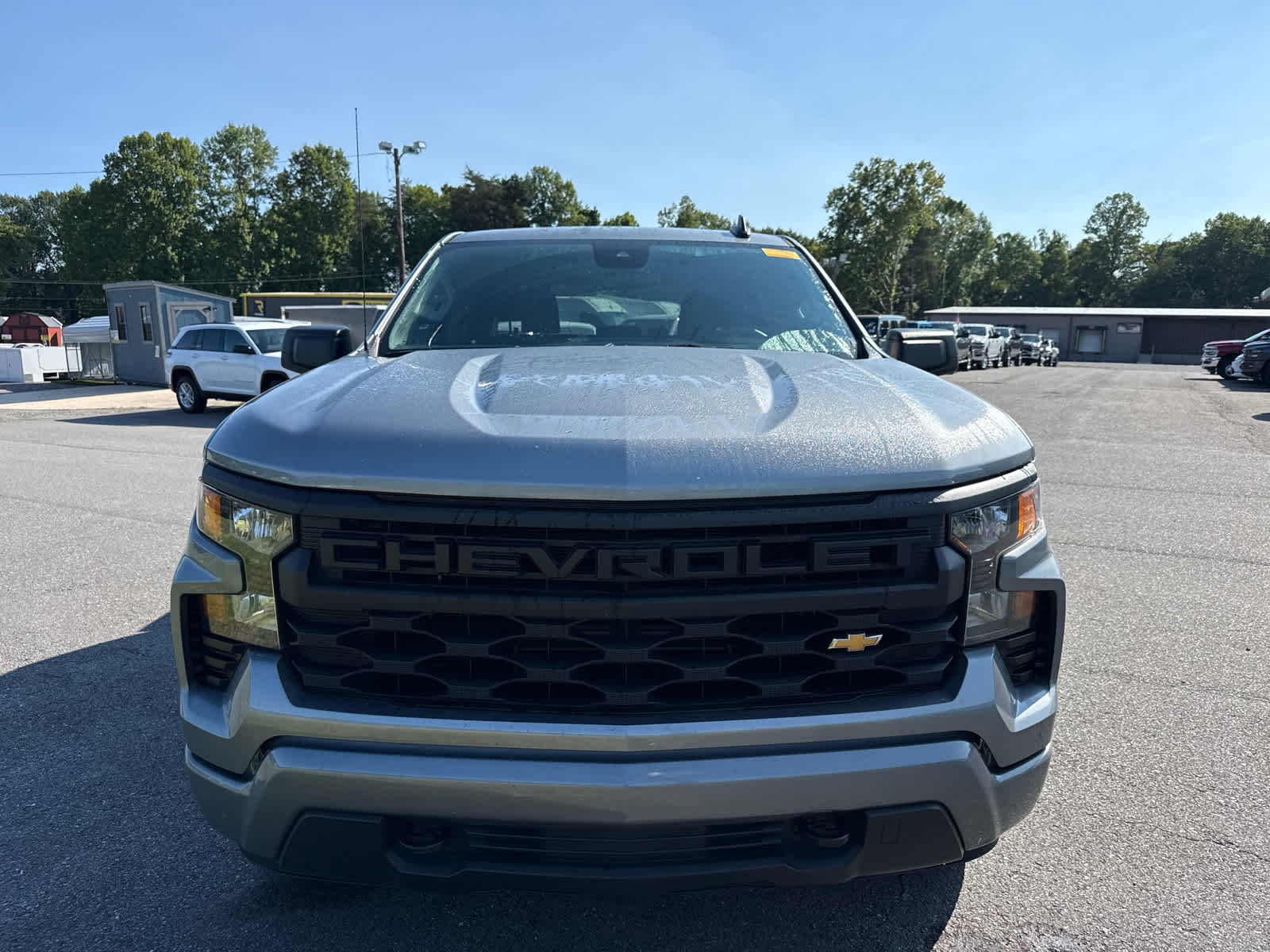 2023 Chevrolet Silverado 1500 4WD Crew Cab Short Bed Custom