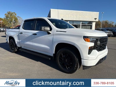 2024 Chevrolet Silverado 1500 4WD Crew Cab Short Bed Custom