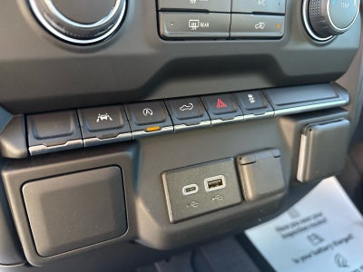 2024 Chevrolet Silverado 1500 4WD Crew Cab Short Bed Custom