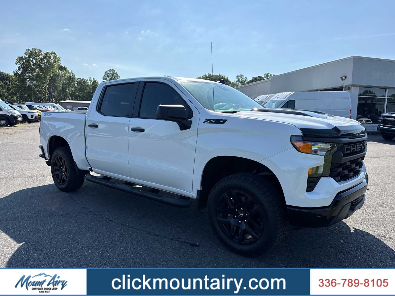 2024 Chevrolet Silverado 1500 4WD Crew Cab Short Bed Custom Trail Boss