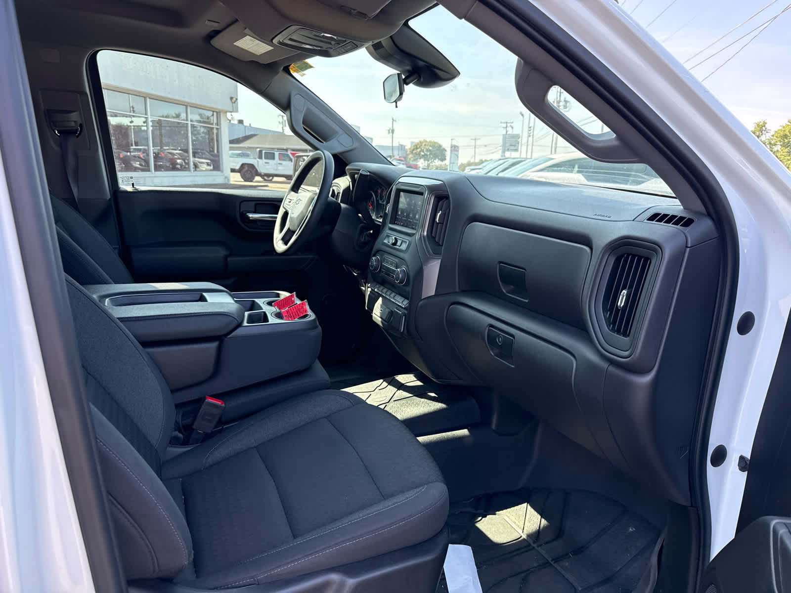 2024 Chevrolet Silverado 1500 4WD Crew Cab Short Bed Custom Trail Boss