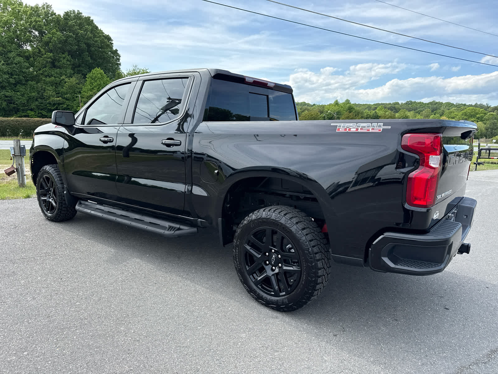 2024 Chevrolet Silverado 1500 4WD Crew Cab Short Bed LT Trail Boss