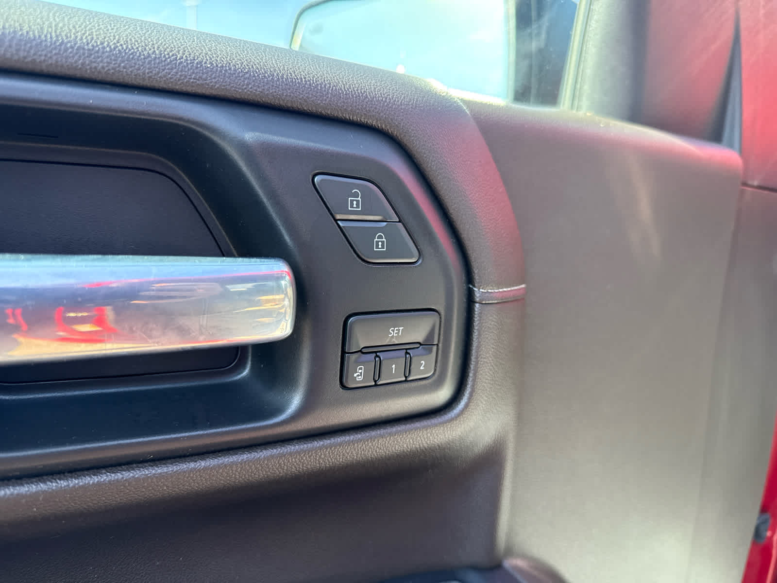 2021 Chevrolet Silverado 1500 4WD Crew Cab Short Bed LTZ