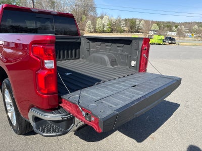 2021 Chevrolet Silverado 1500 4WD Crew Cab Short Bed LTZ