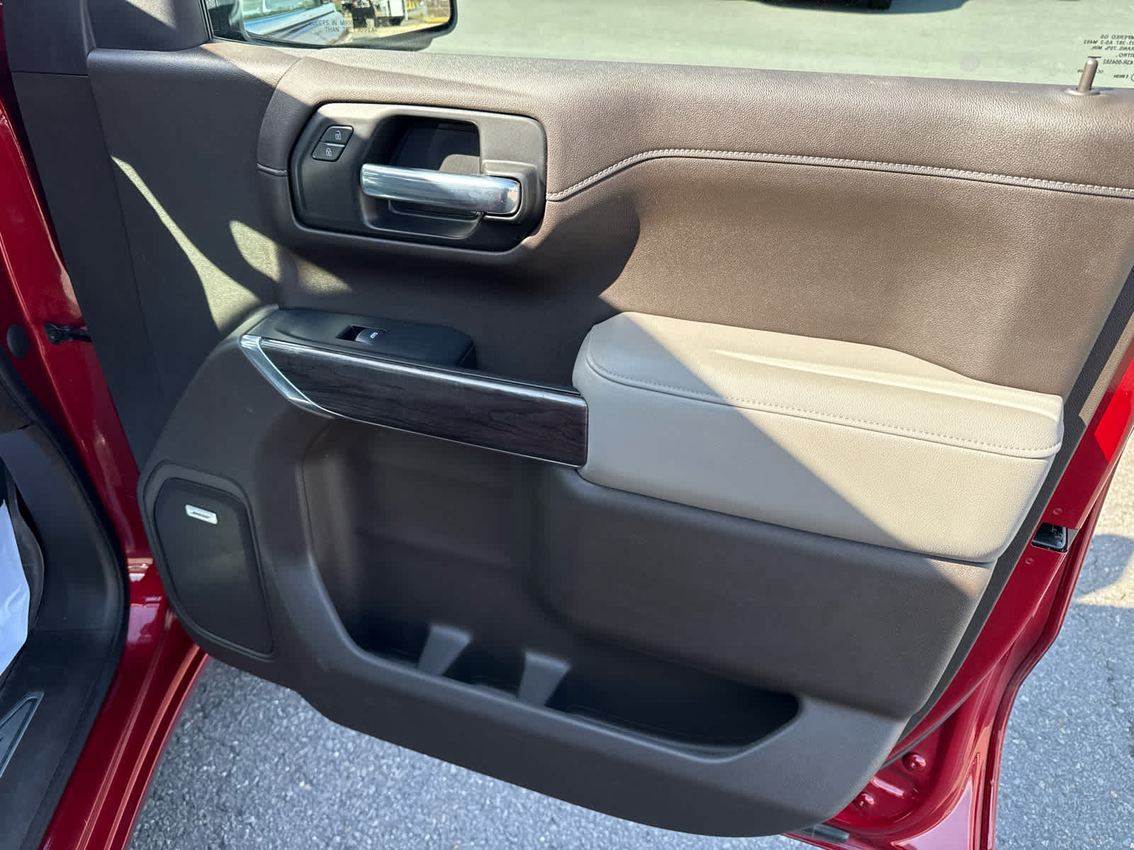 2021 Chevrolet Silverado 1500 4WD Crew Cab Short Bed LTZ