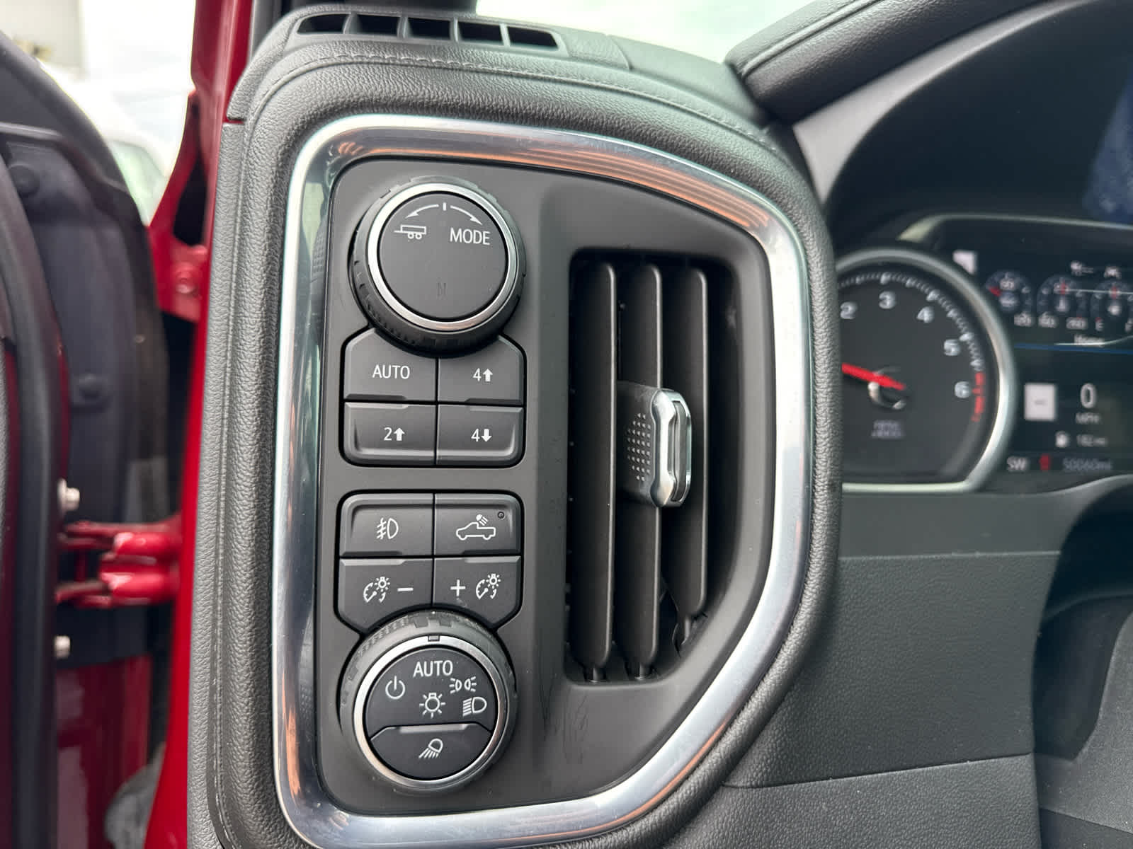 2021 Chevrolet Silverado 1500 4WD Crew Cab Short Bed High Country