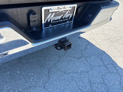 2025 GMC Sierra 1500 2WD Crew Cab Short Box SLT