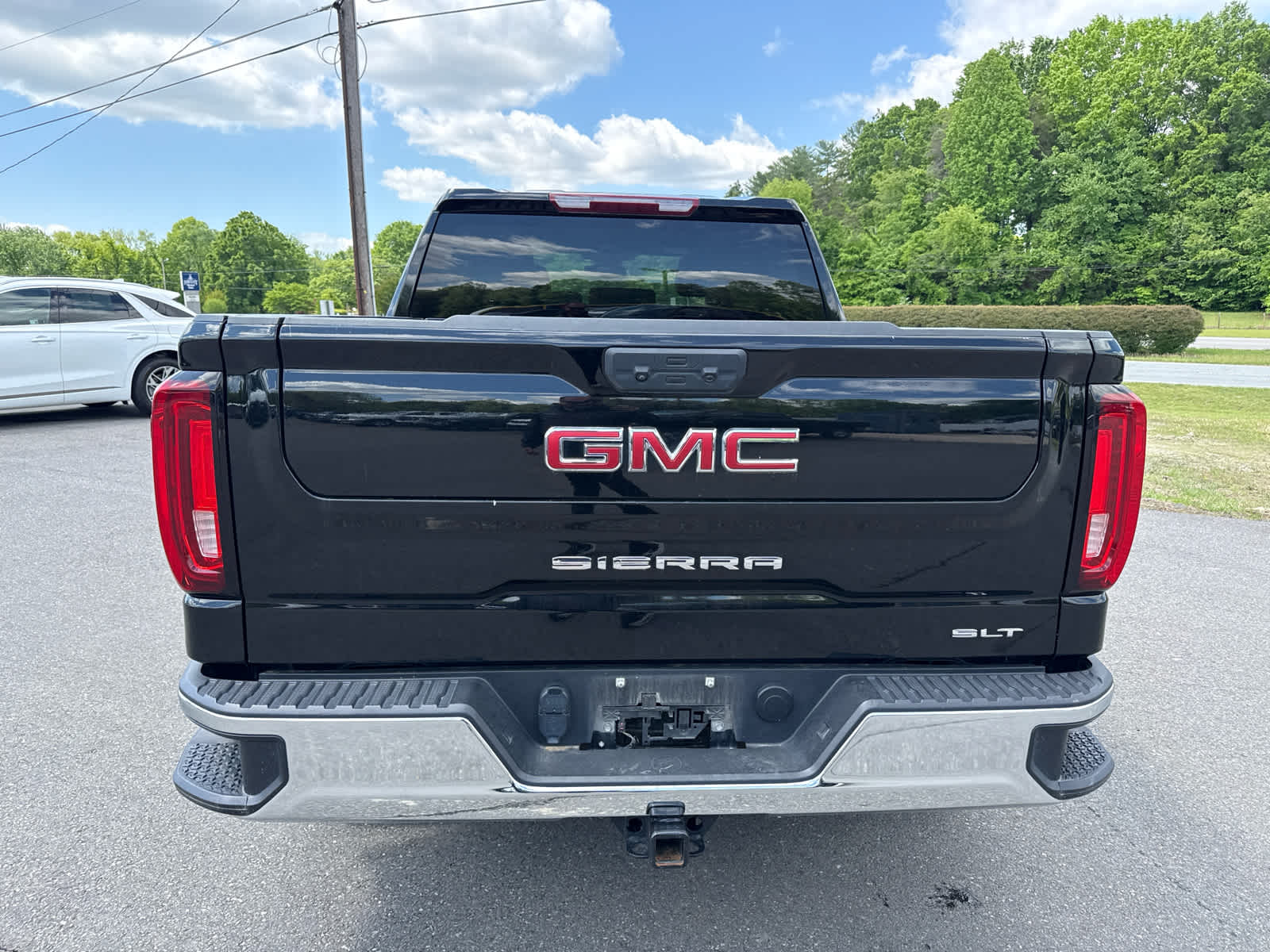2025 GMC Sierra 1500 2WD Crew Cab Short Box SLT