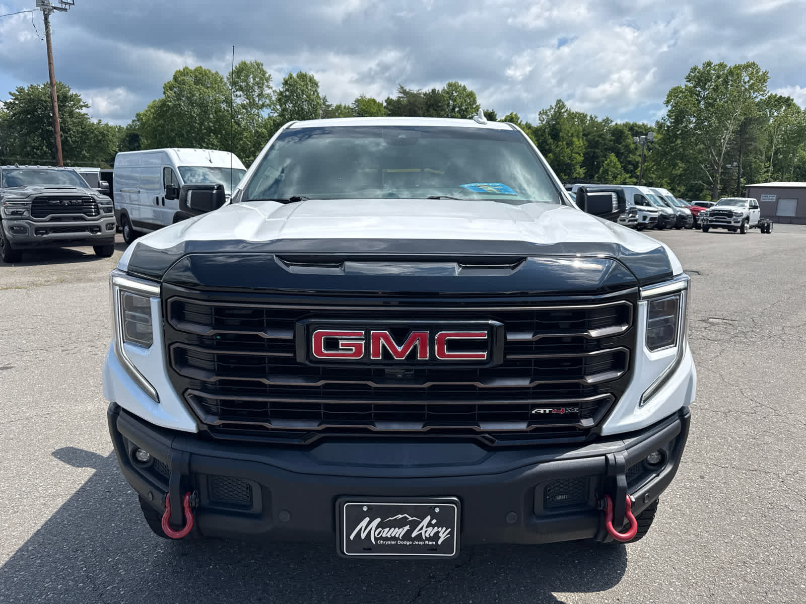 2024 GMC Sierra 1500 AT4X