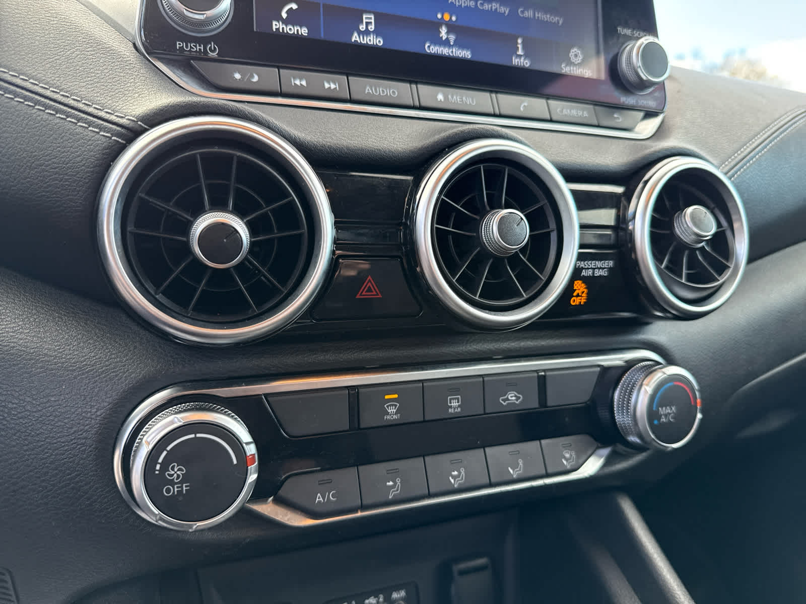 2024 Nissan Sentra SV Xtronic CVT