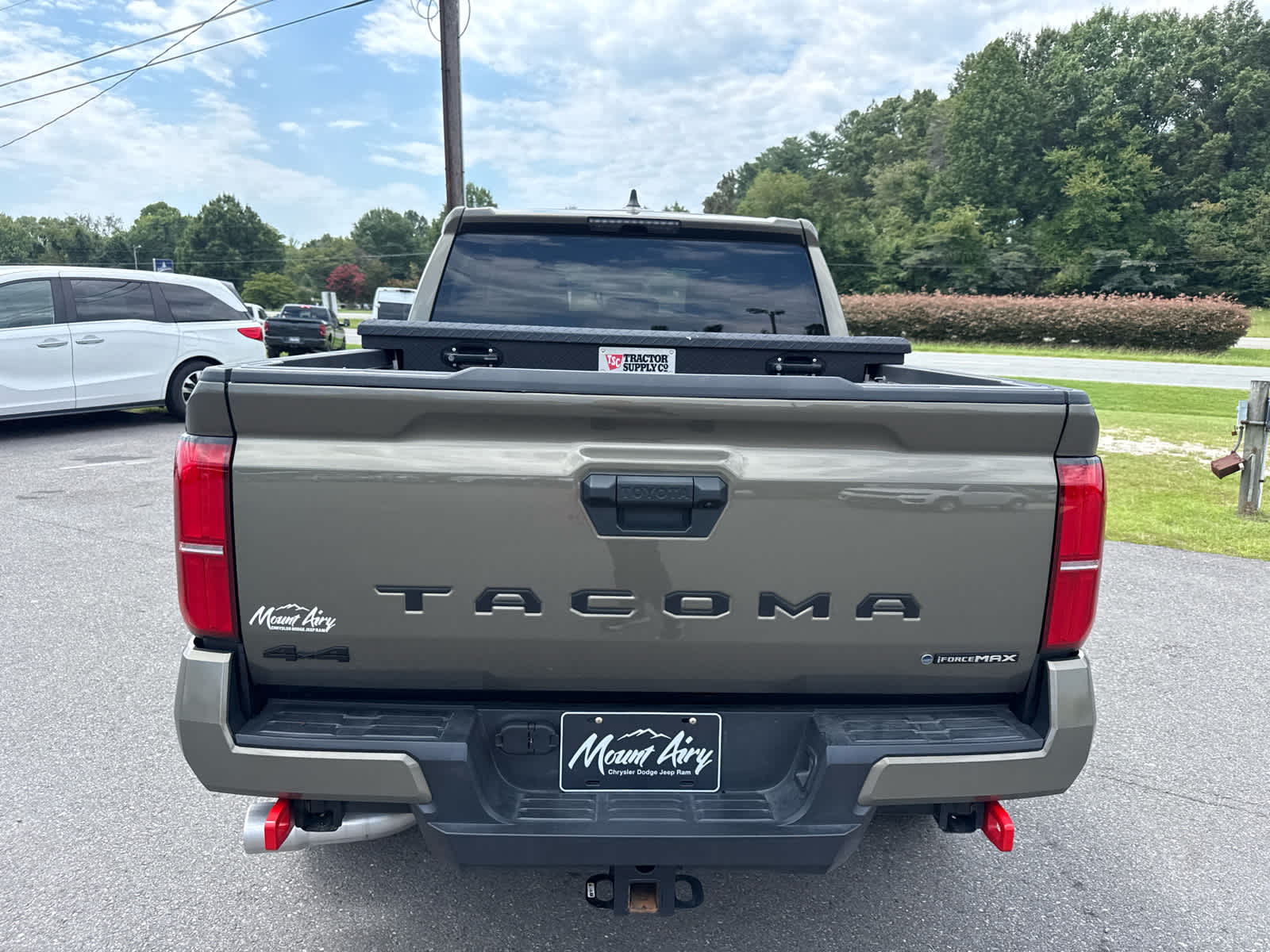 2025 Toyota Tacoma Hybrid TRD Off Road