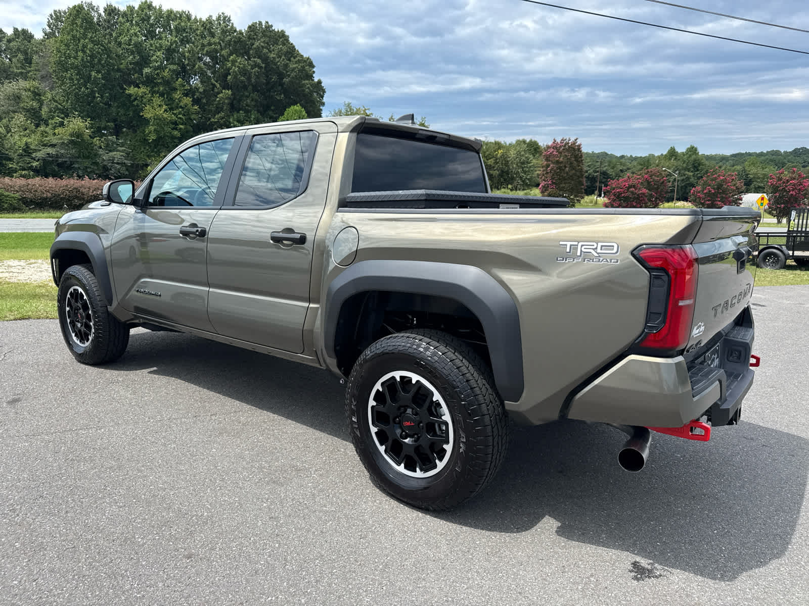 2025 Toyota Tacoma Hybrid TRD Off Road