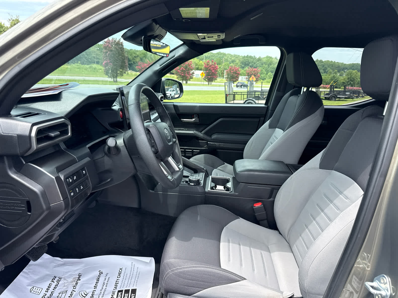 2025 Toyota Tacoma Hybrid TRD Off Road