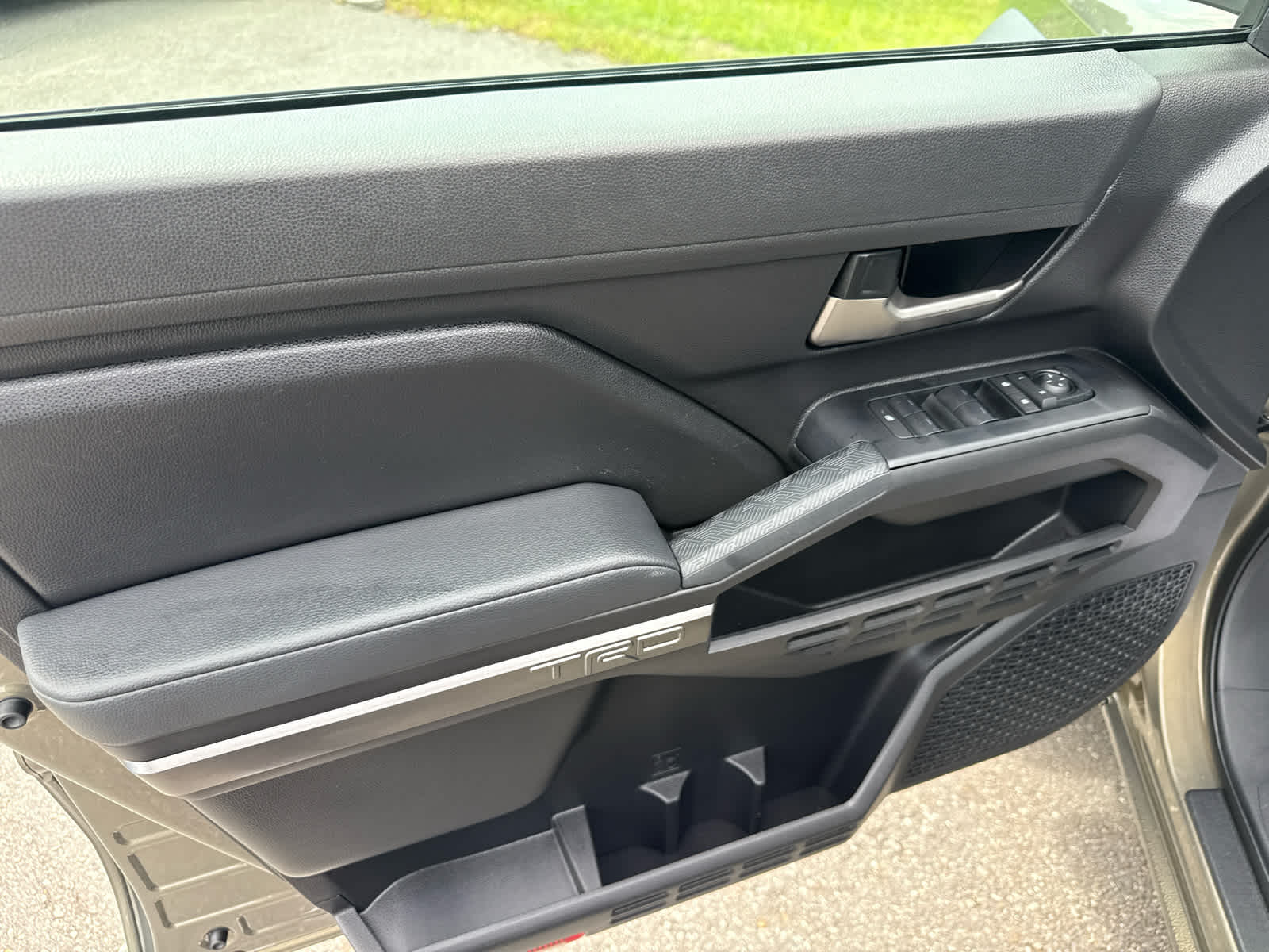 2025 Toyota Tacoma Hybrid TRD Off Road