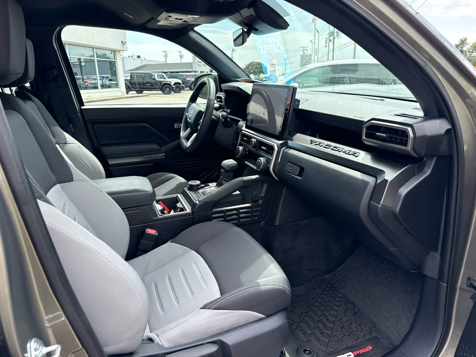 2025 Toyota Tacoma Hybrid TRD Off Road