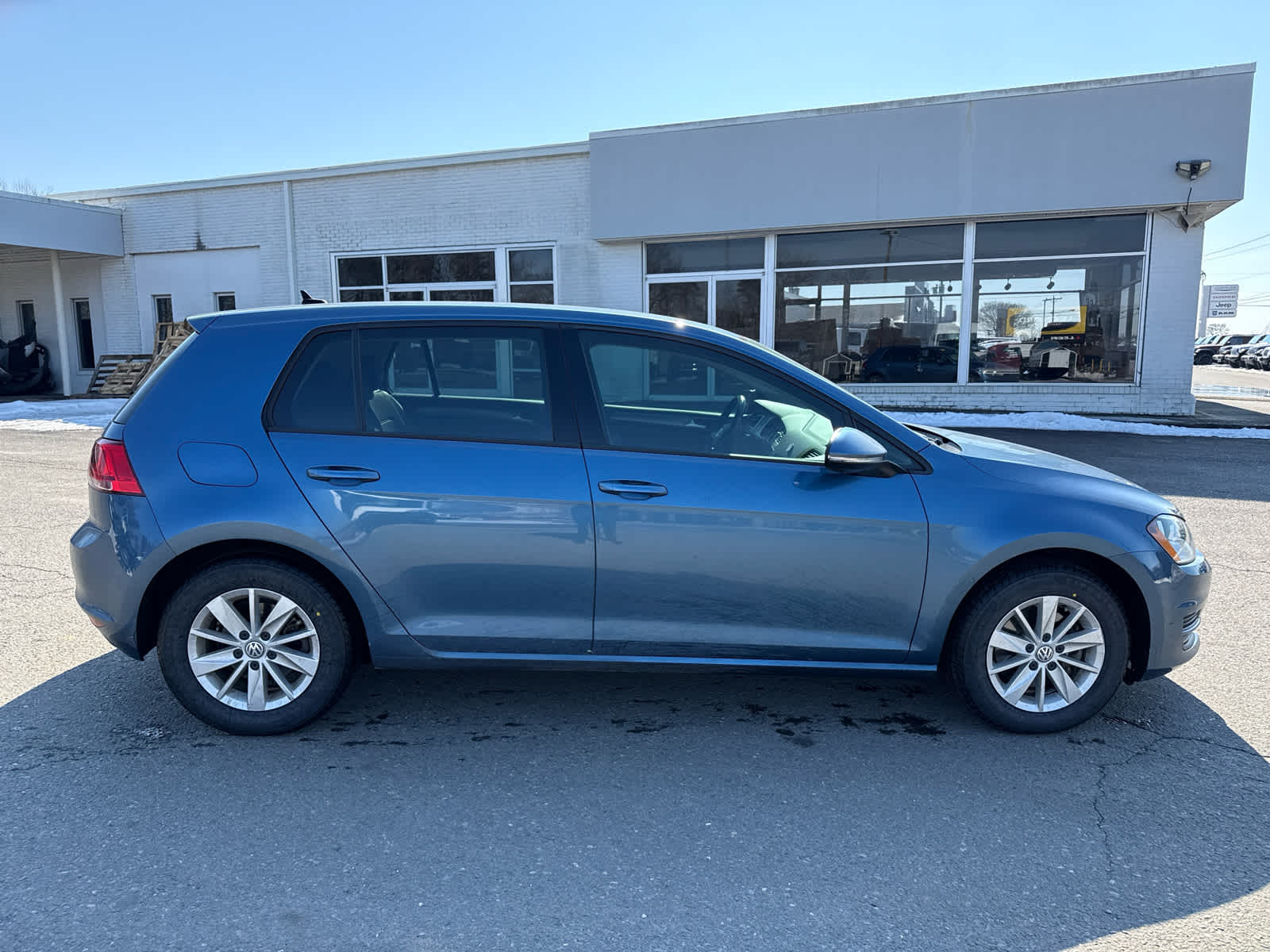 2016 Volkswagen Golf TSI S 4-Door