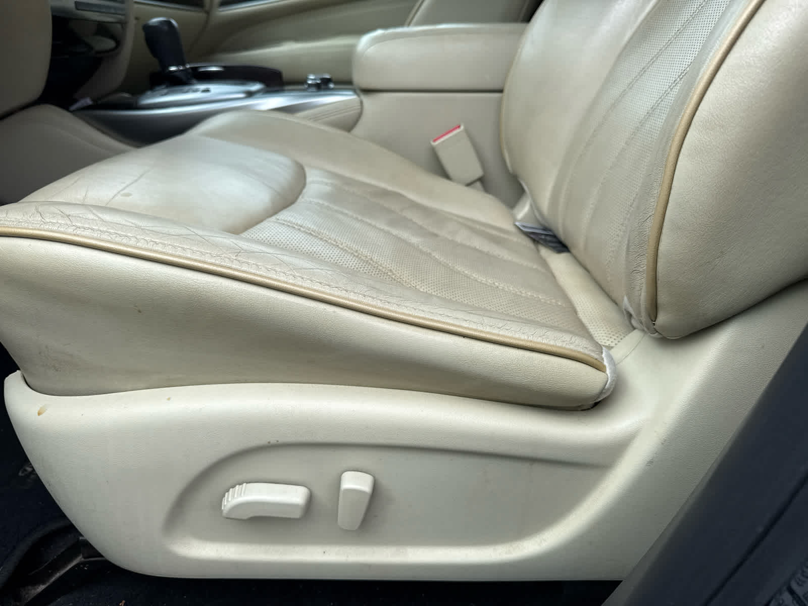 2015 INFINITI QX60 AWD 4dr