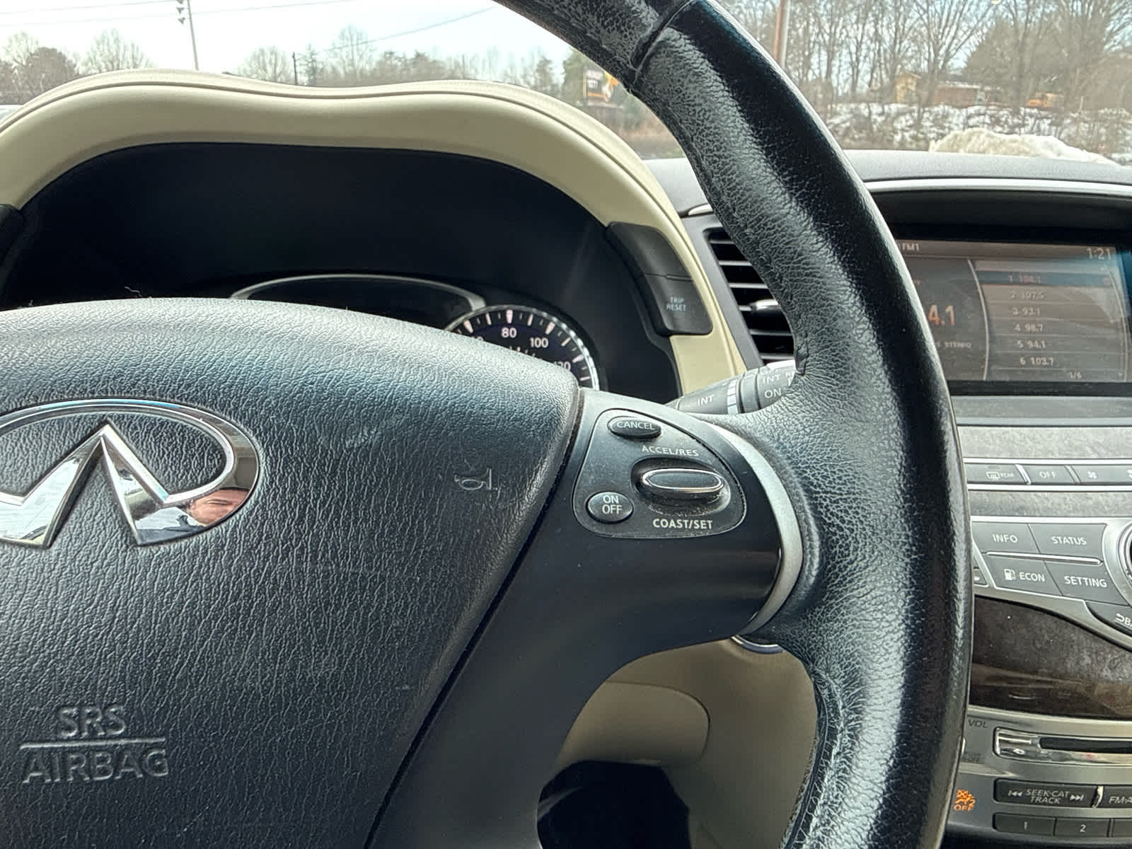 2015 INFINITI QX60 AWD 4dr