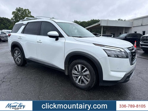 2025 Nissan Pathfinder SL FWD