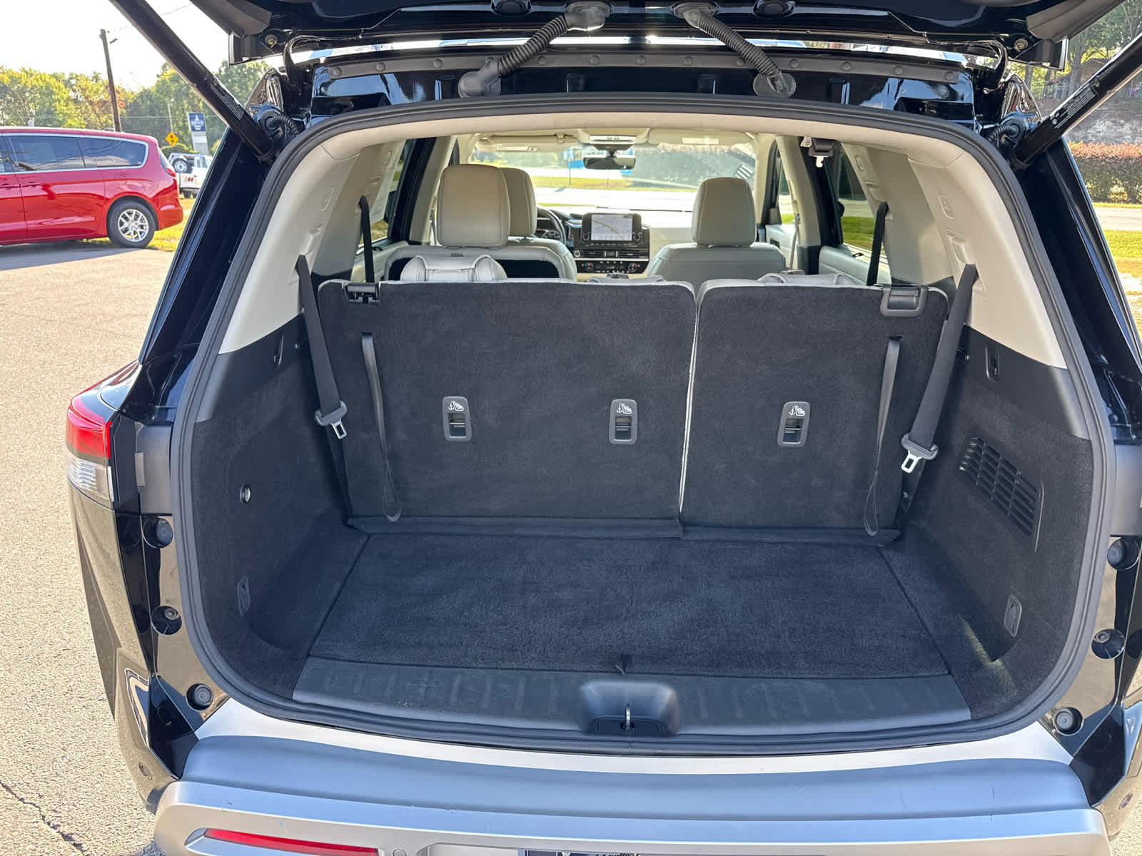 2023 Nissan Pathfinder SL 4WD