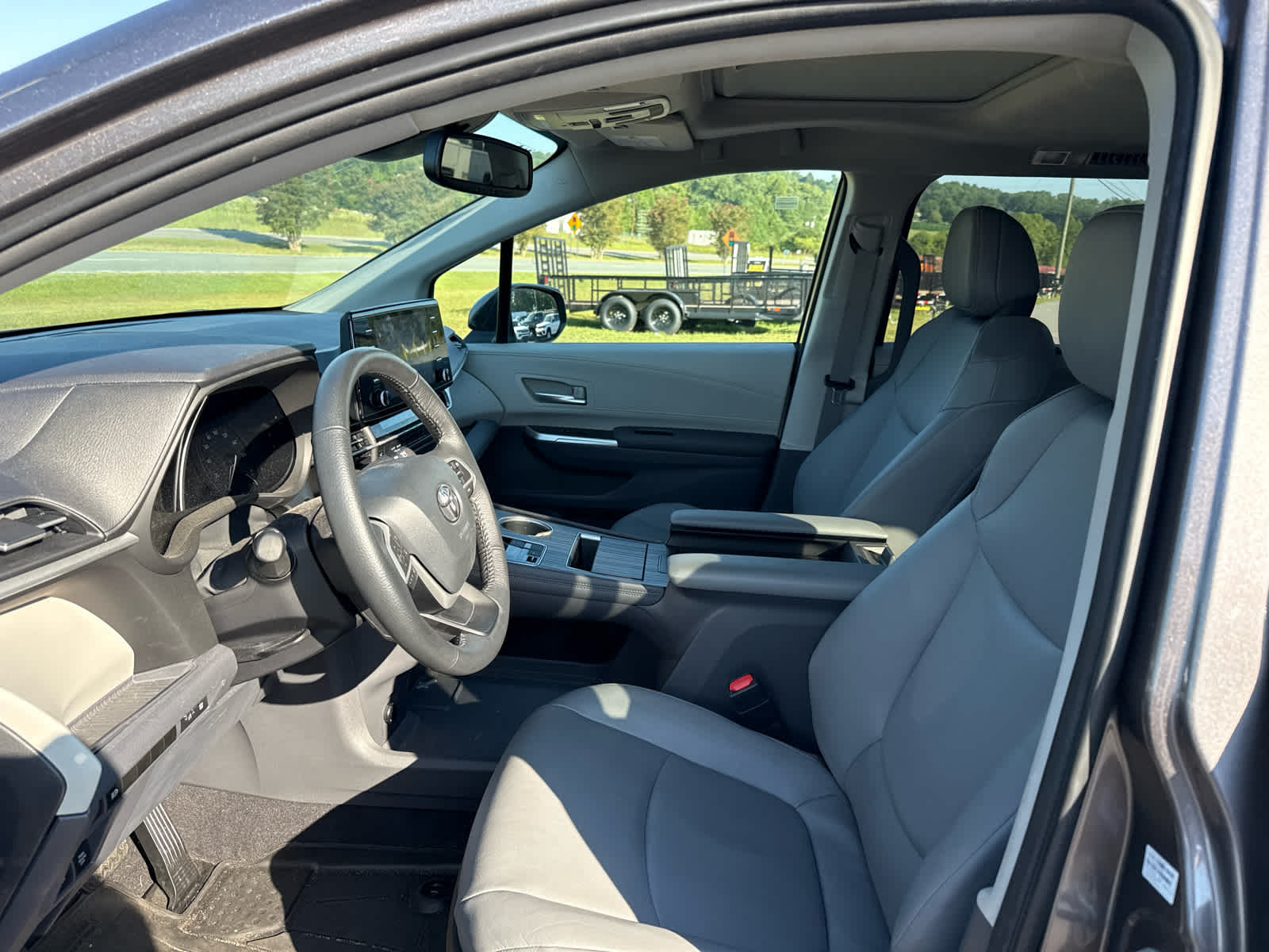 2023 Toyota Sienna XLE