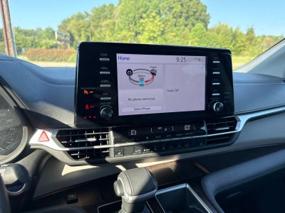 2023 Toyota Sienna XLE