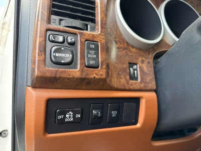 2010 Toyota Tundra LTD