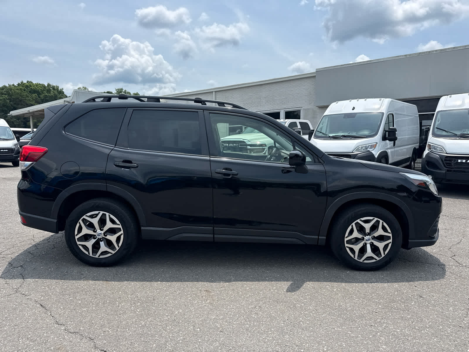 2022 Subaru Forester Premium