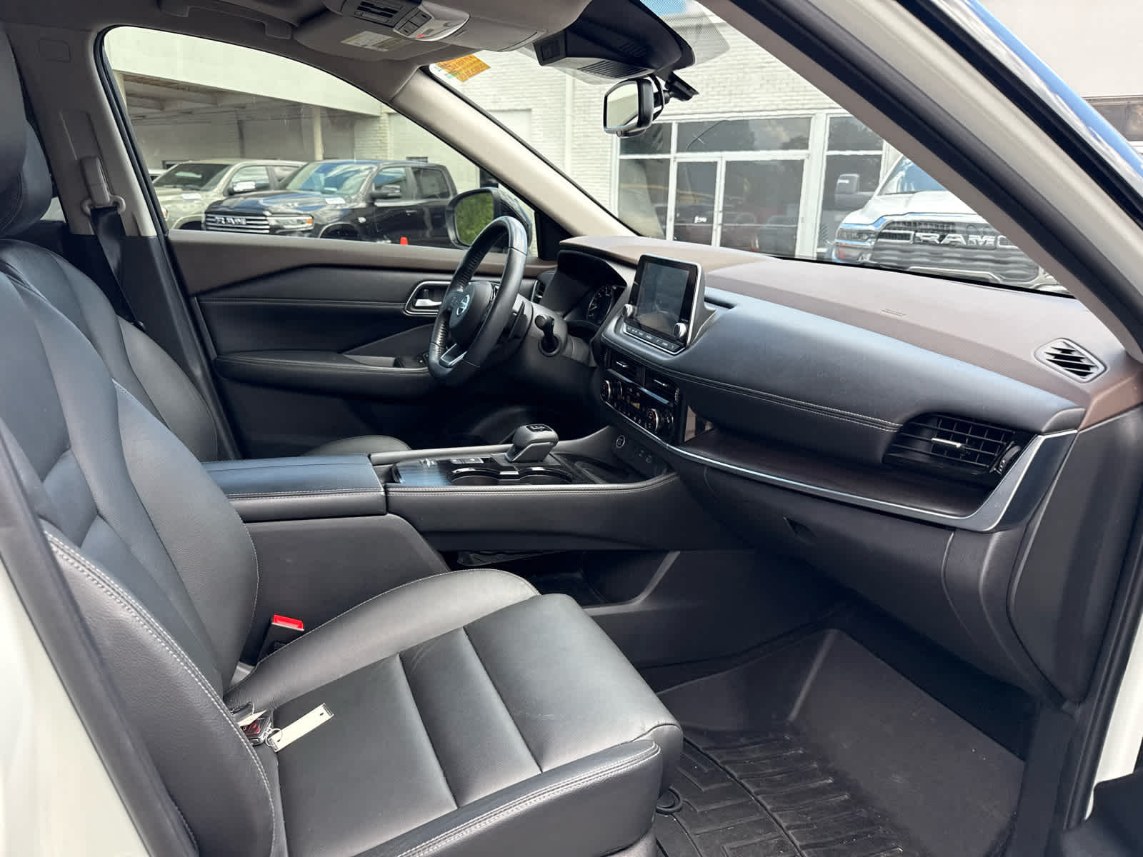 2021 Nissan Rogue SL FWD