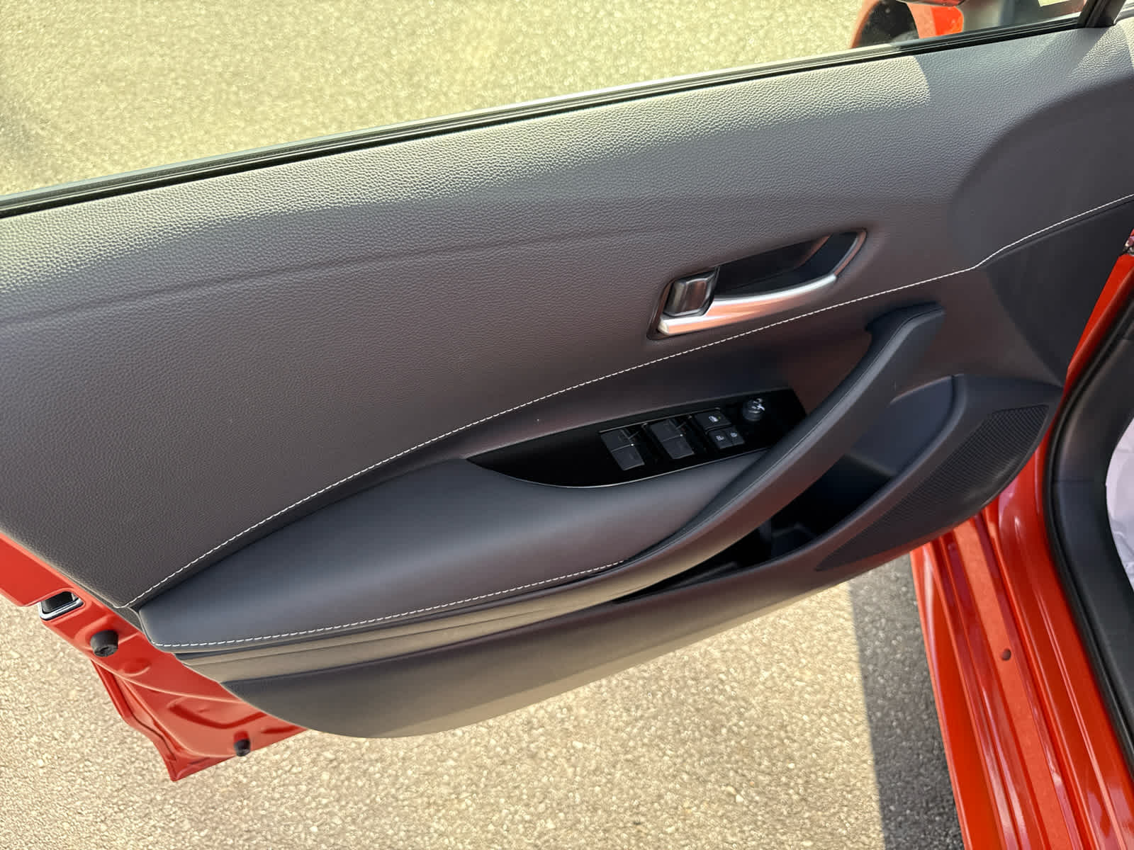 2025 Toyota Corolla Hatchback SE