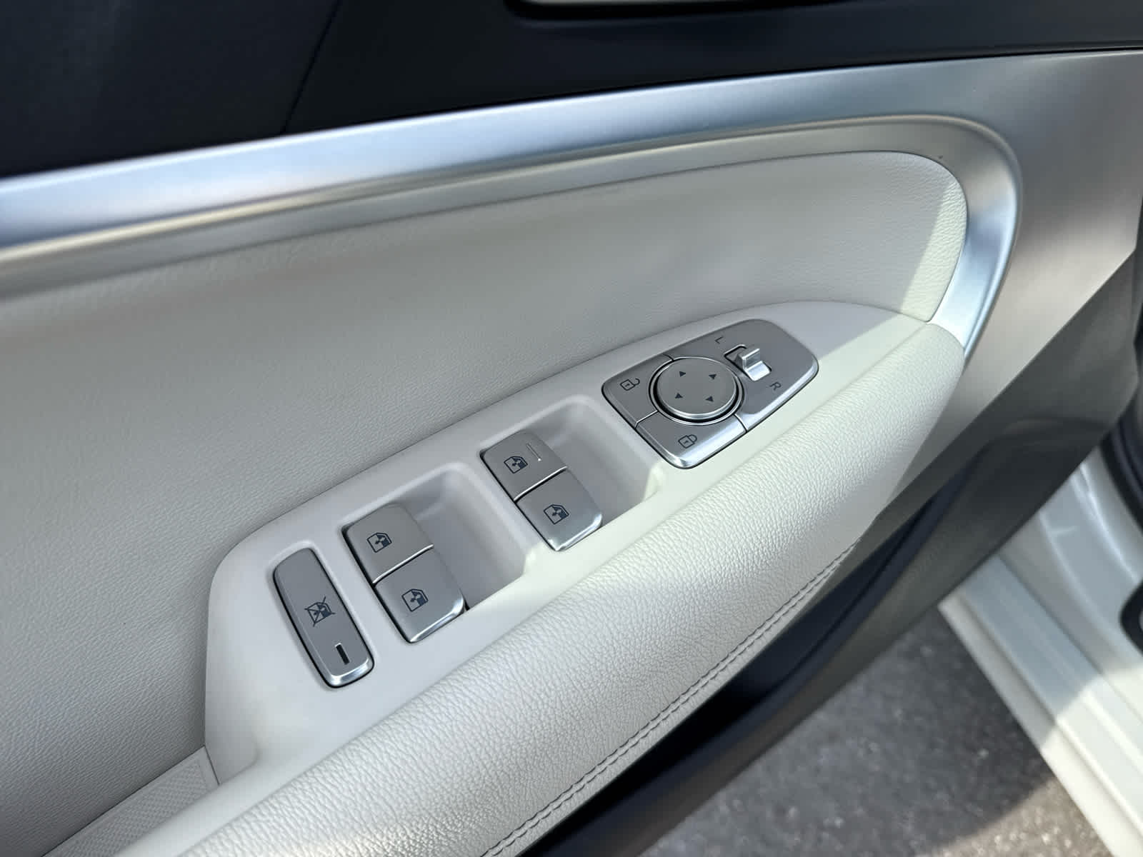 2024 Genesis G70 2.5T AWD