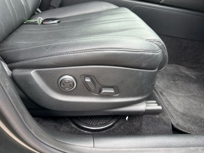 2025 Genesis GV80 2.5T Standard AWD