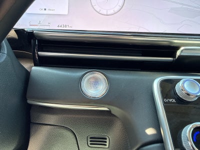 2025 Genesis GV80 2.5T Standard AWD