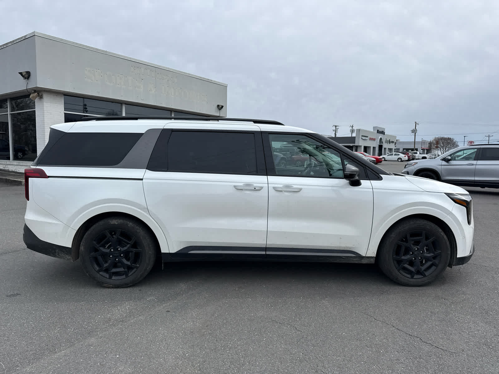 2025 Kia Carnival MPV SX Prestige