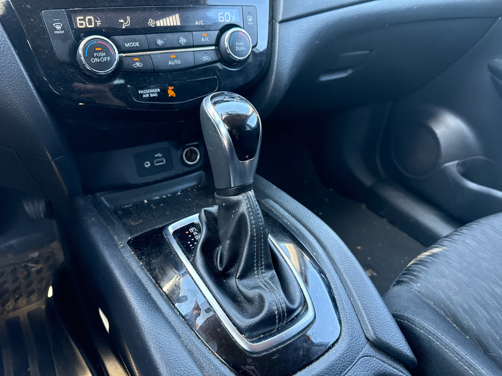 Used 2018 Nissan Rogue SV with VIN KNMAT2MV7JP506477 for sale in Mount Airy, NC