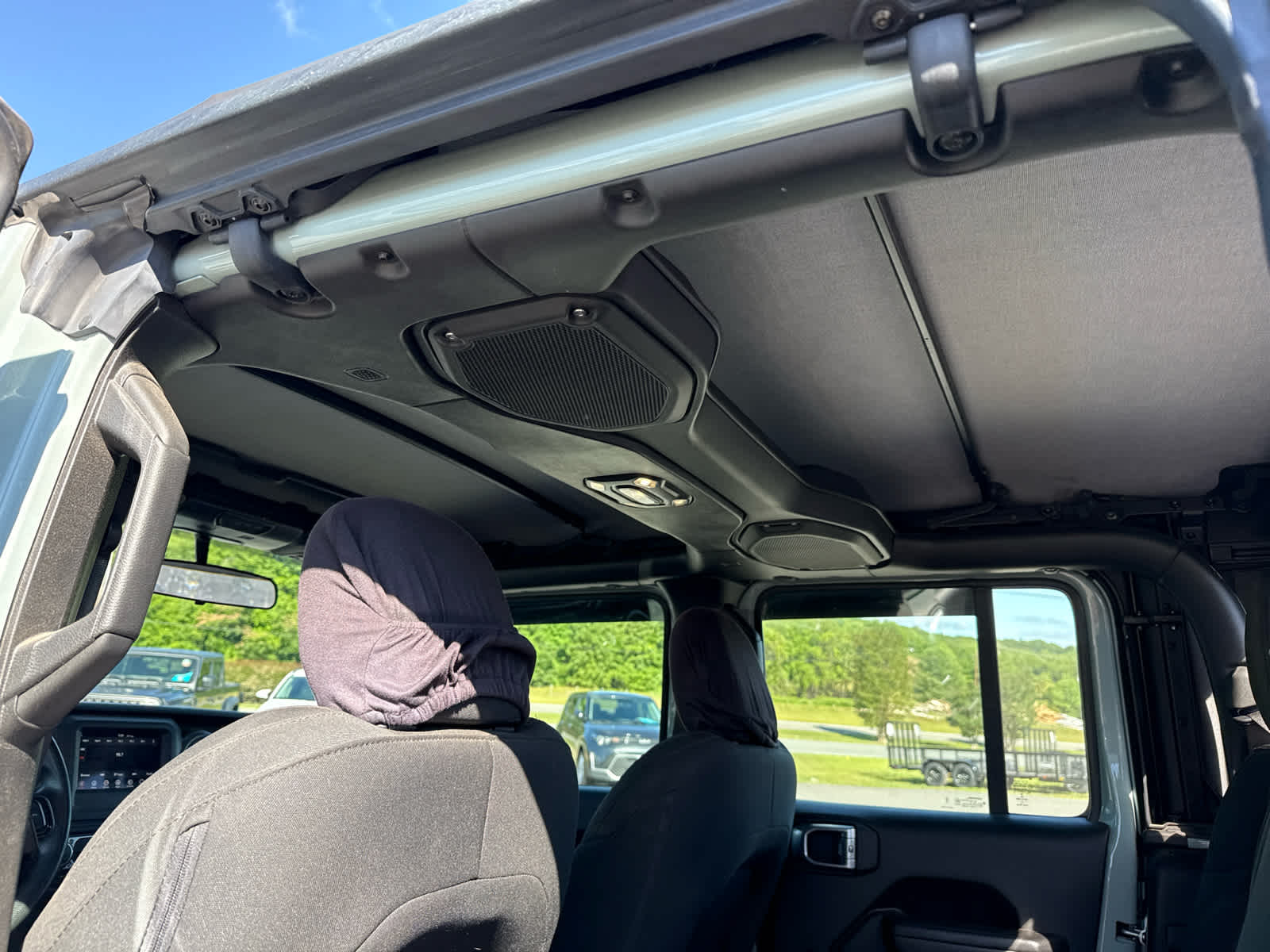 2023 Jeep Gladiator Sport