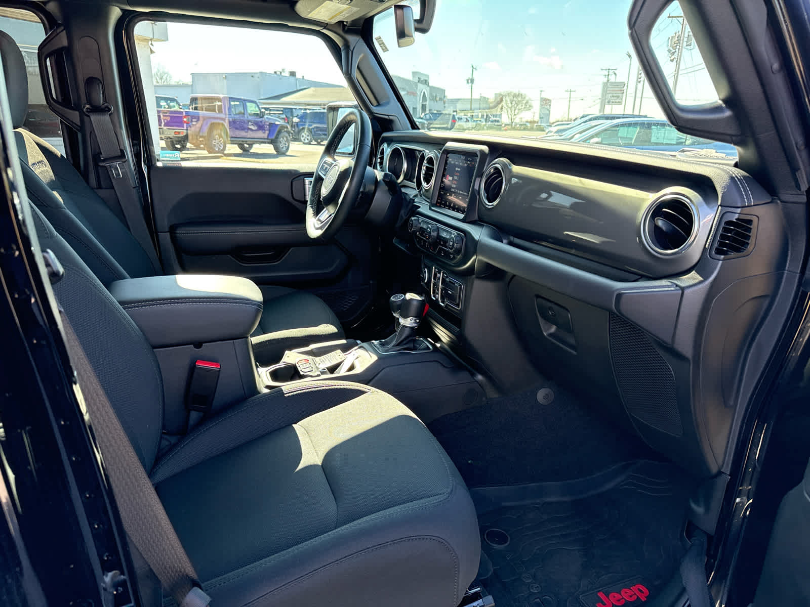 2023 Jeep Gladiator Overland