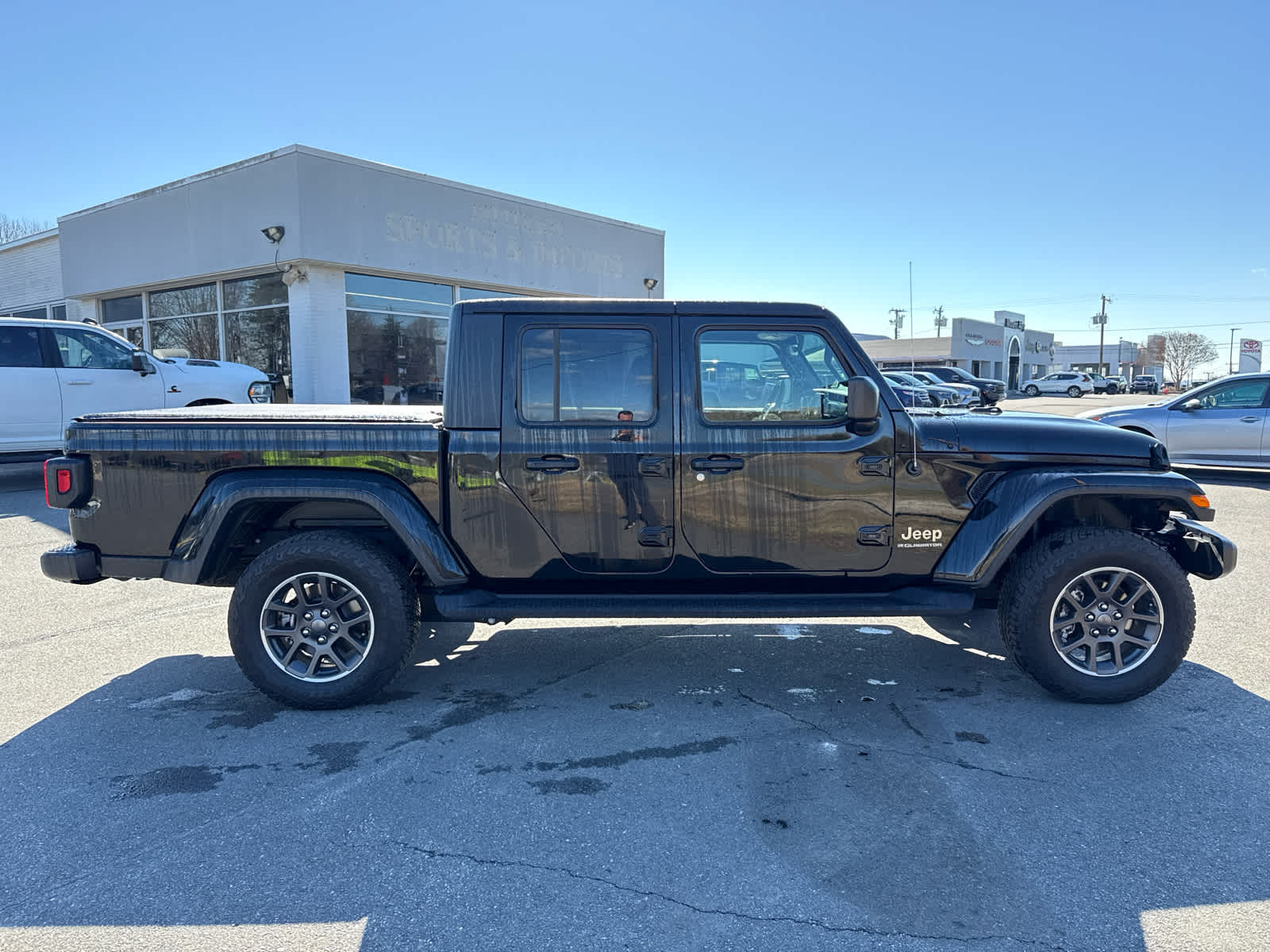 2023 Jeep Gladiator Overland