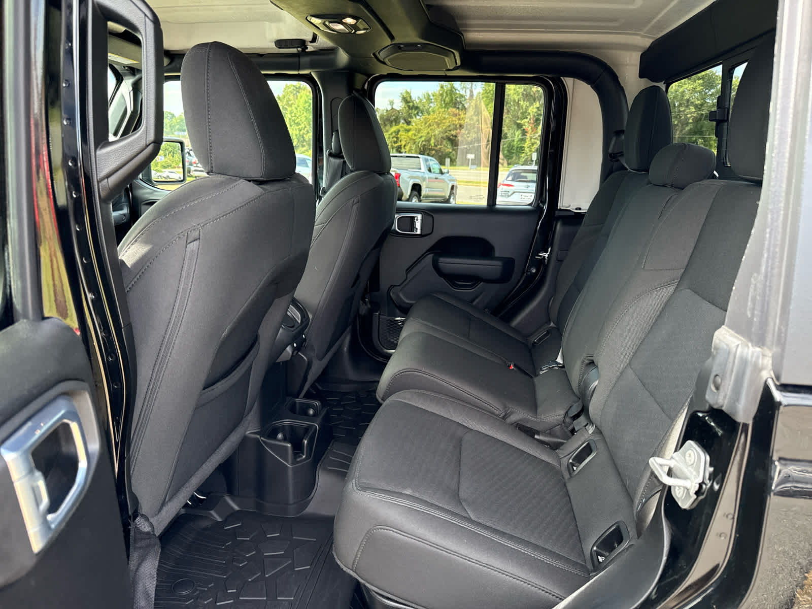 2022 Jeep Gladiator Sport S