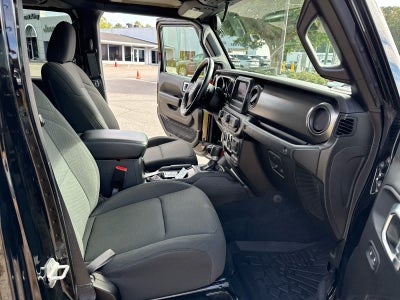 2022 Jeep Gladiator Sport S