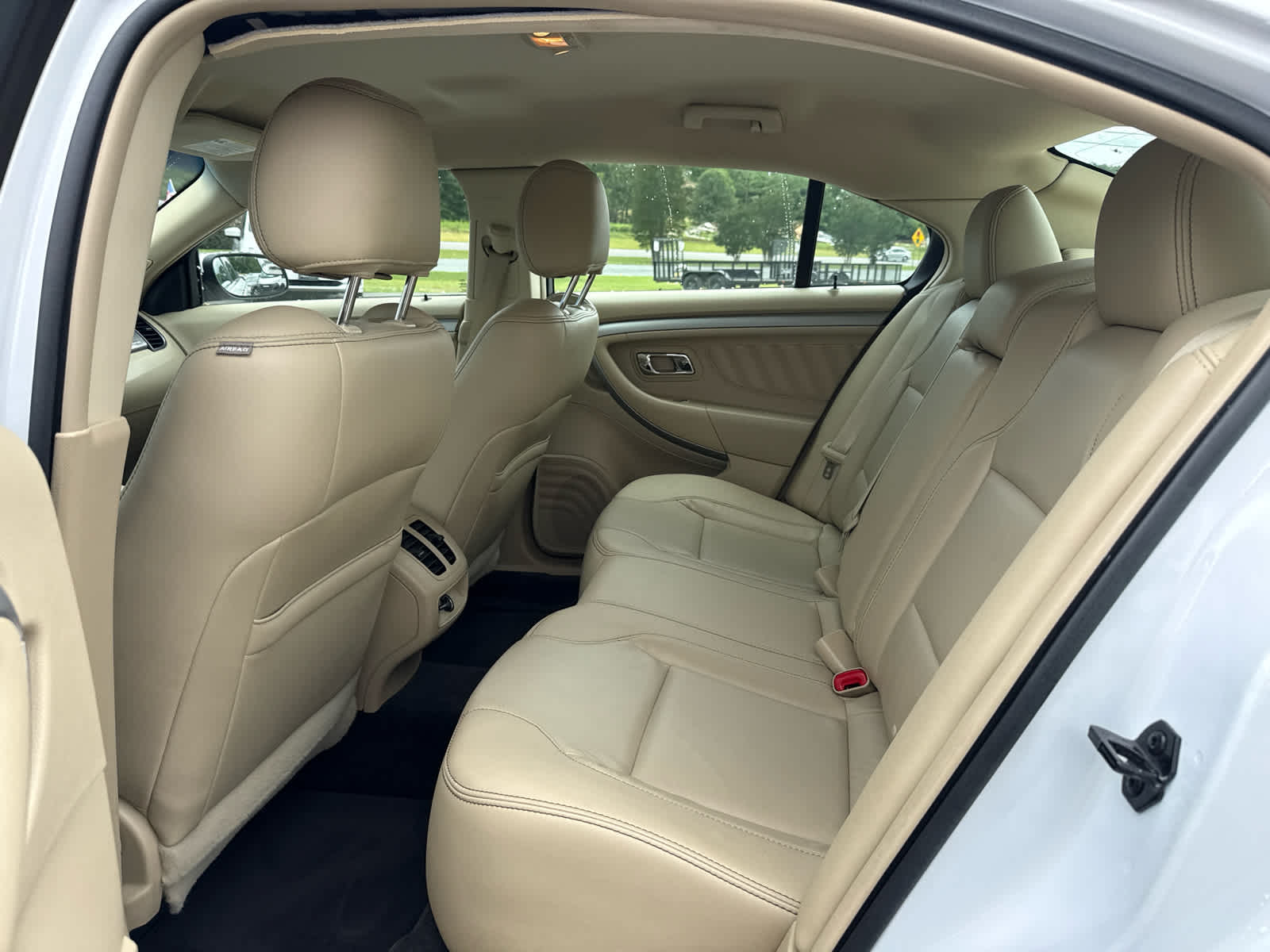 2018 Ford Taurus SEL