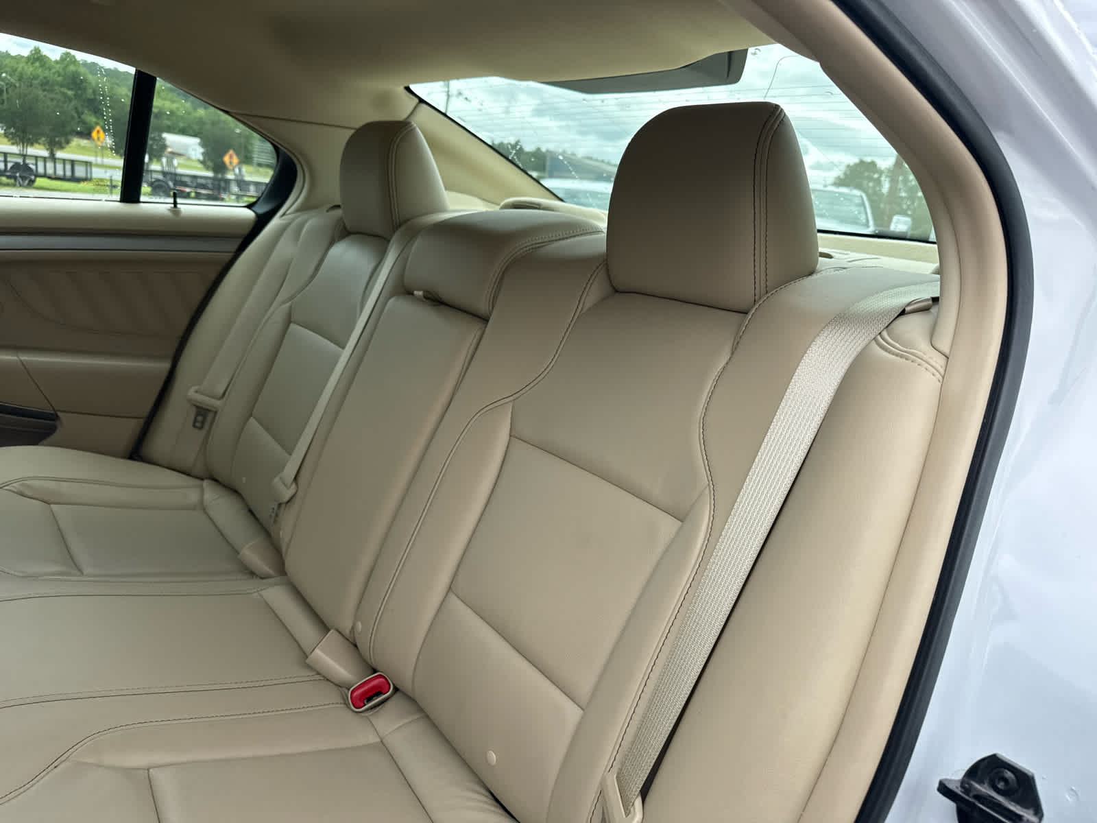 2018 Ford Taurus SEL