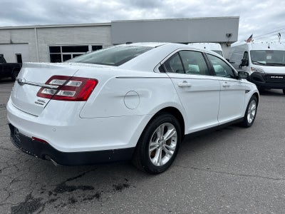 2018 Ford Taurus SEL