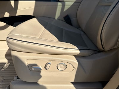 2023 Cadillac Escalade 4WD Premium Luxury
