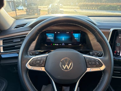 2024 Volkswagen Atlas 2.0T SE w/Technology