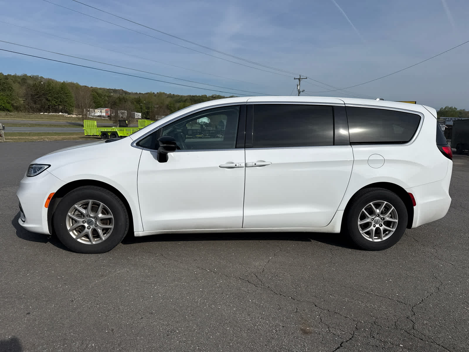 2024 Chrysler Pacifica Touring L