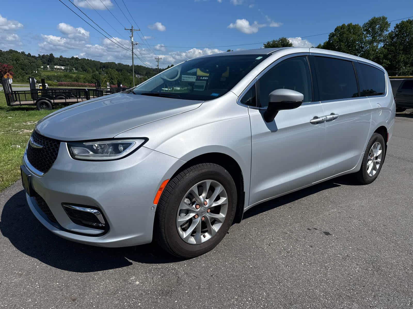 2023 Chrysler Pacifica Touring L