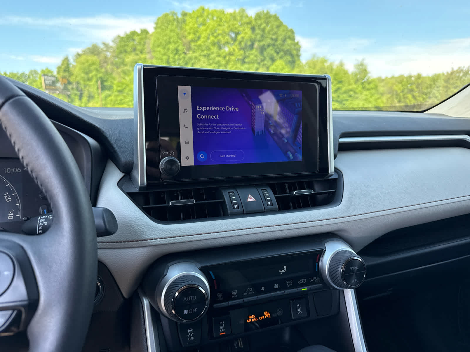 2025 Toyota RAV4 Hybrid XLE Premium