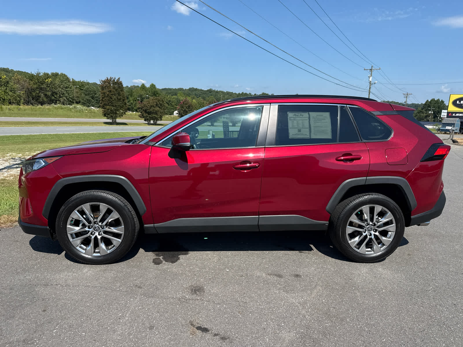 2021 Toyota RAV4 XLE Premium