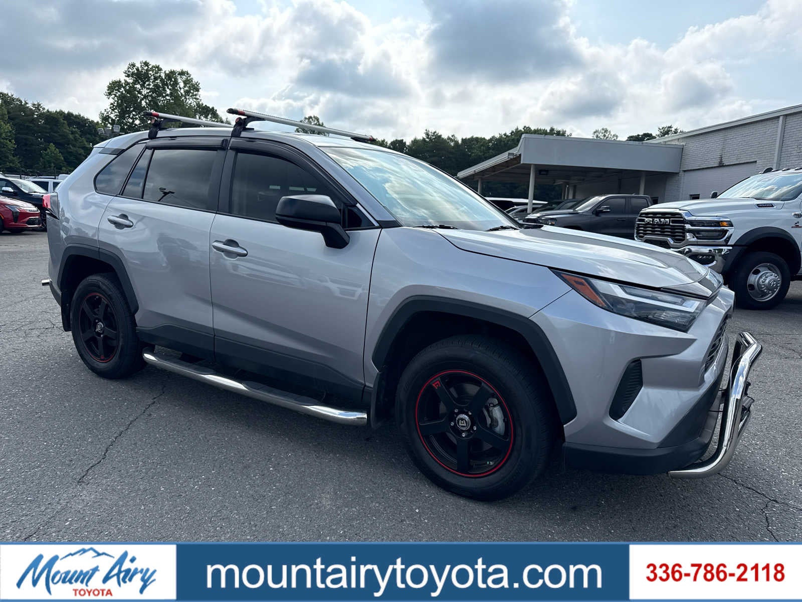 2024 Toyota RAV4 LE